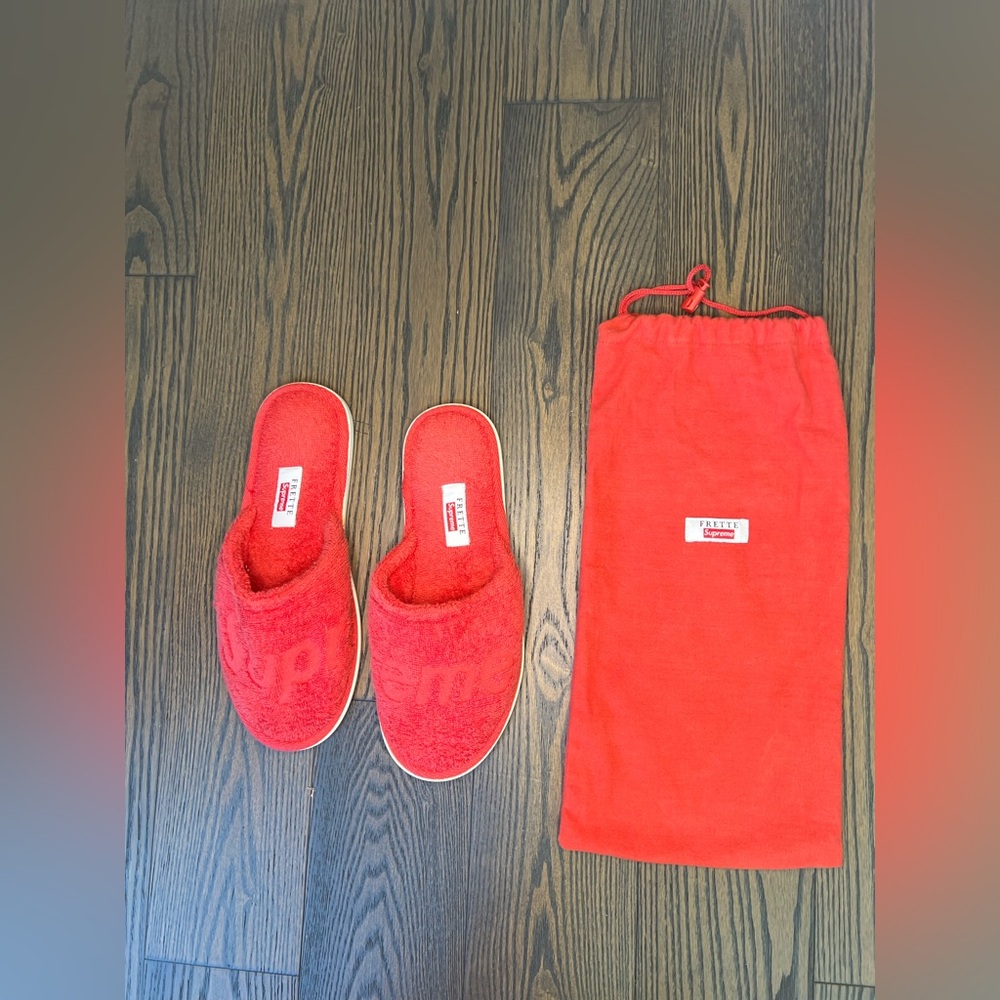 Supreme Red Slippers with Bag - Picture 2 of 5